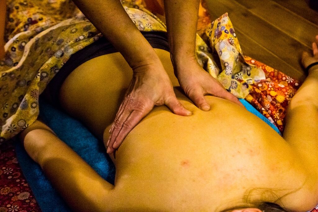 massage abhyanga